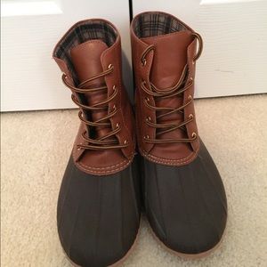 Men’s Duck Boots (Great Condition)